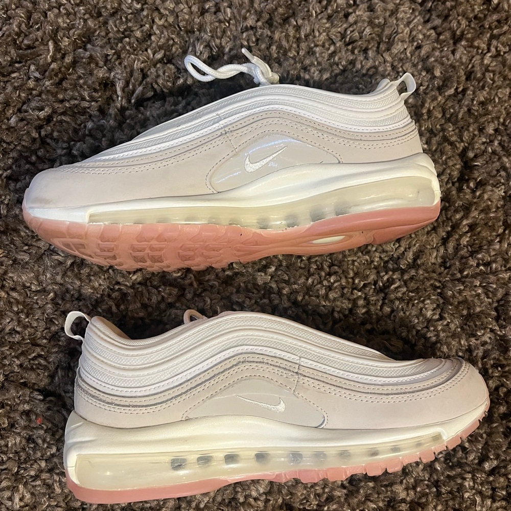 Nike Air Max 97 in White and Pink